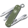 Нож-брелок Victorinox Classic Alox 0.6221.L17